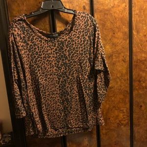 Leopard top